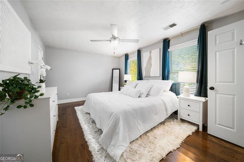 1017 MEMORY Lawrenceville - 26