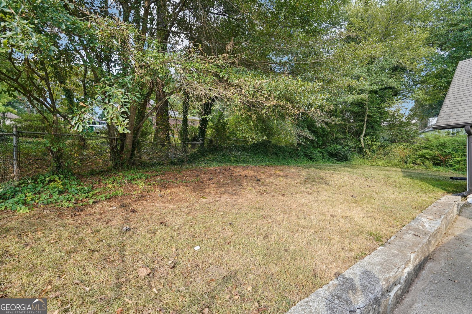 3331 Manchester Drive Lilburn - 20