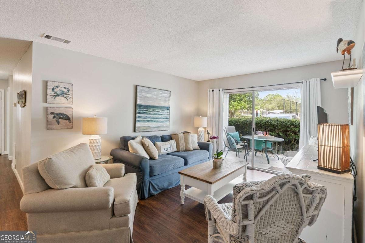 850 Mallery Street St. Simons - 3