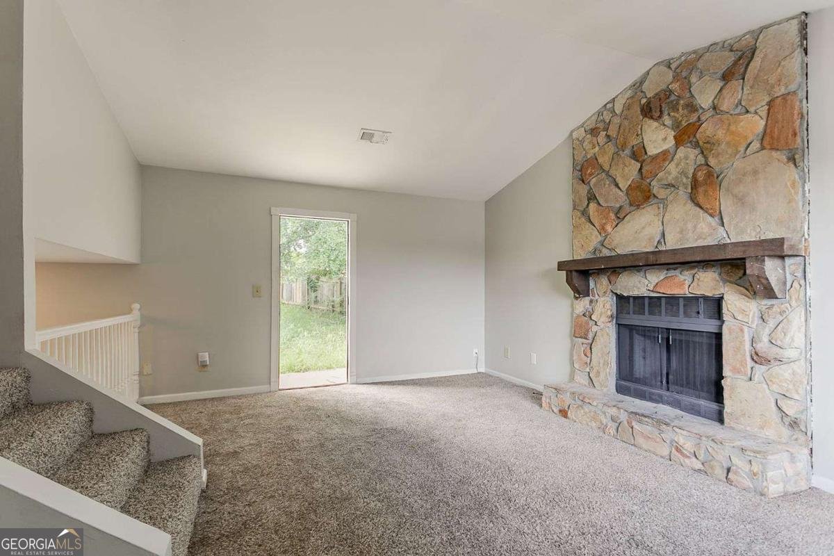 4821 Mainstreet Valley Trace Stone Mountain - 12