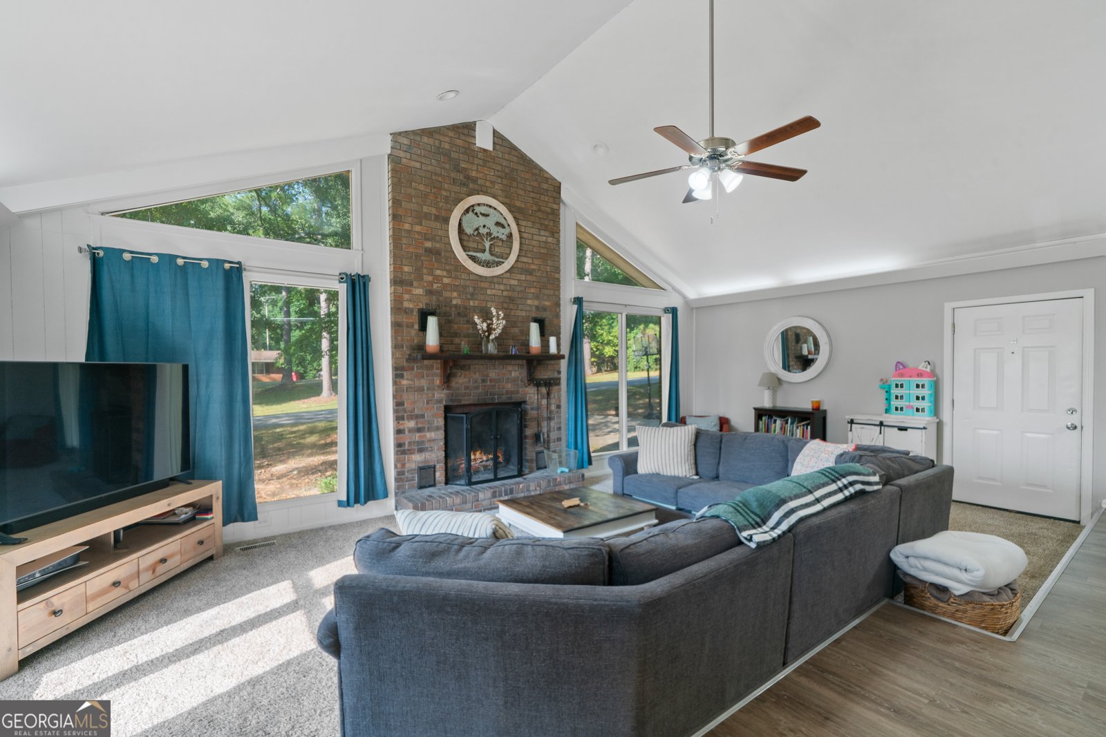 203 Needlecrest Drive Gray - 15