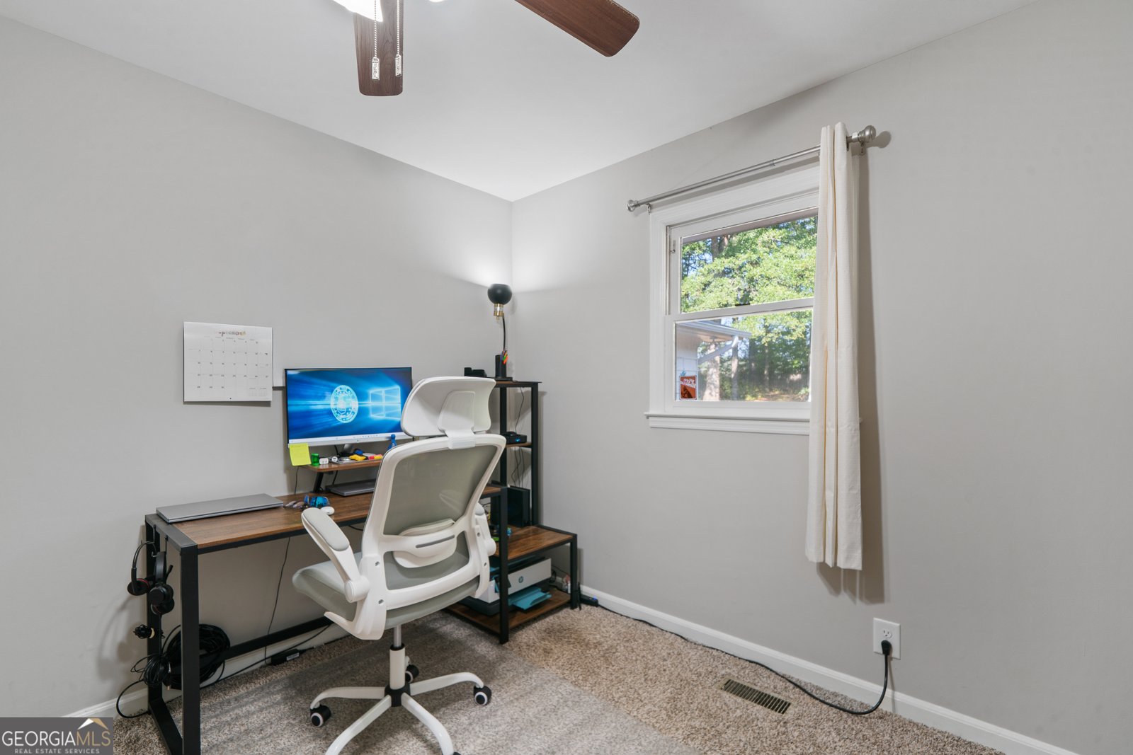 203 Needlecrest Drive Gray - 32