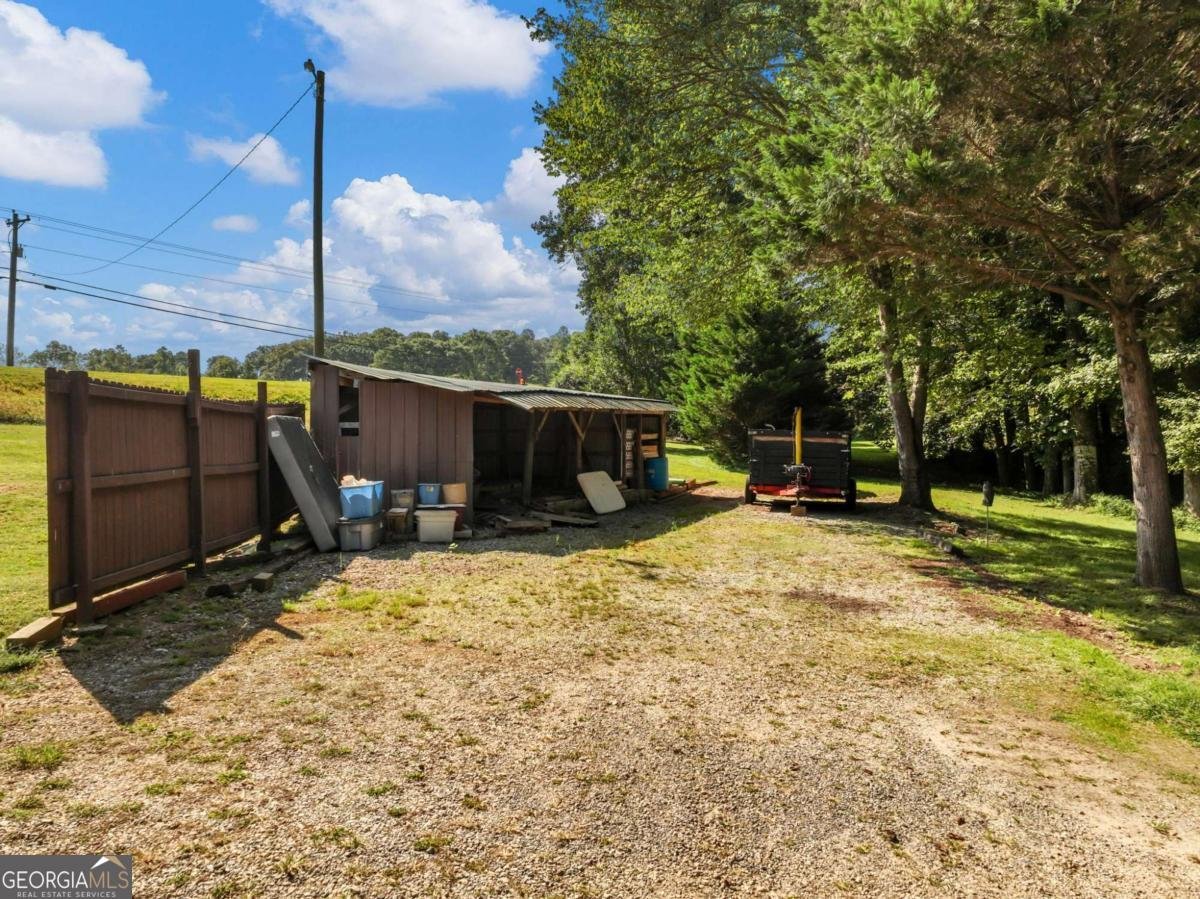 3927 Mount Vernon Road Gainesville - 33
