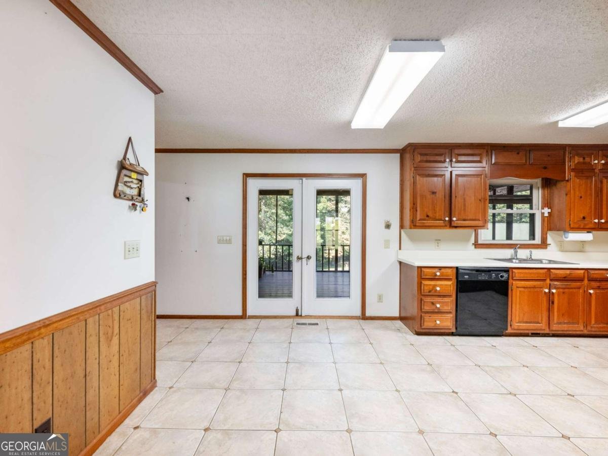 3927 Mount Vernon Road Gainesville - 7