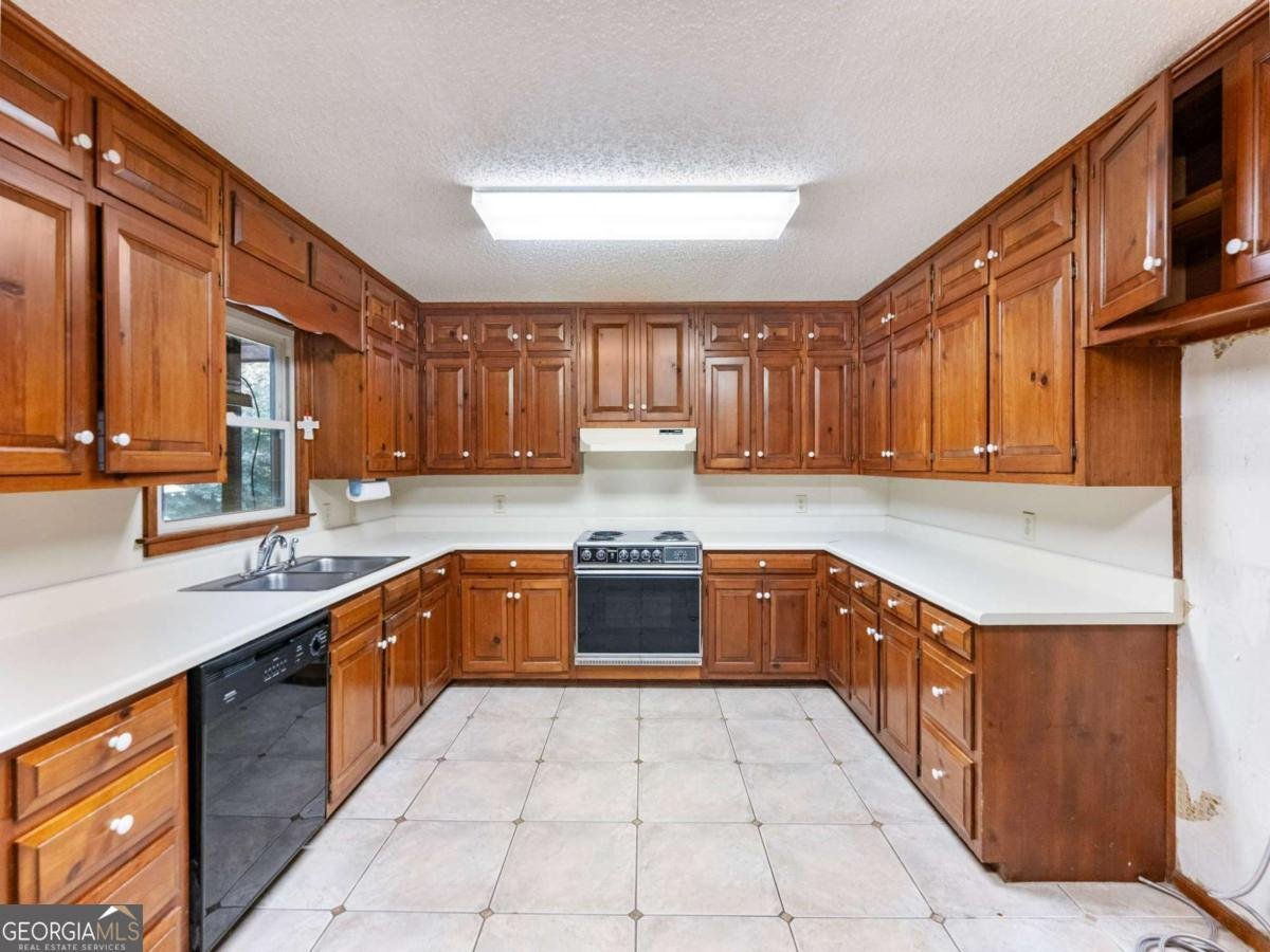 3927 Mount Vernon Road Gainesville - 8