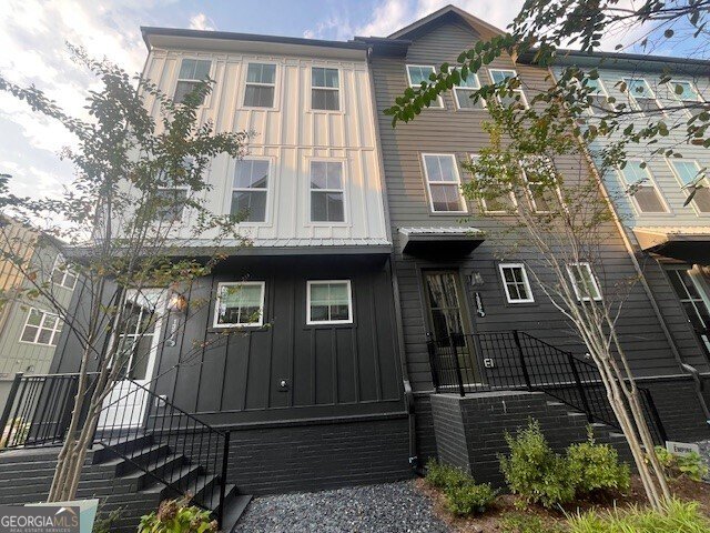 1357 Cozy Circle SE Atlanta - 1