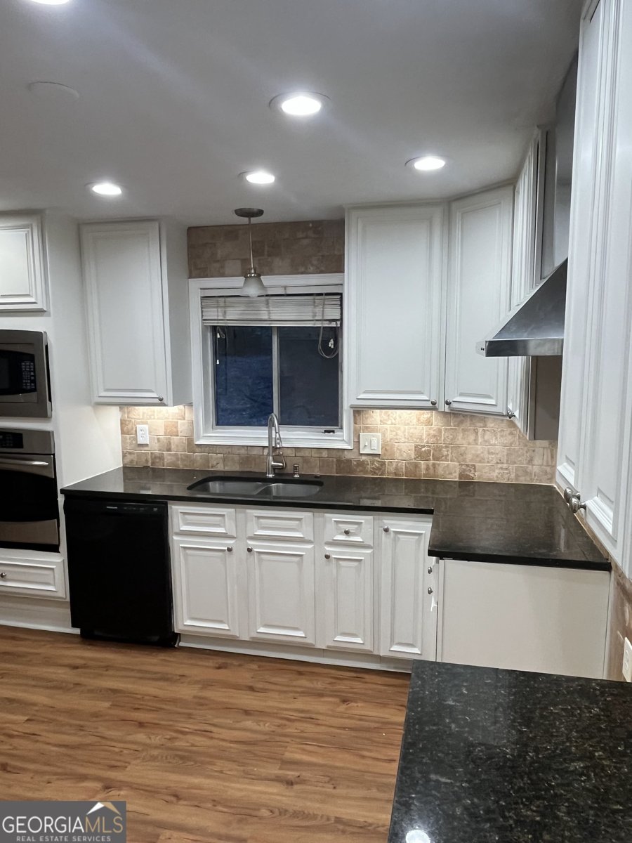 885 Granite Springs Lane Stone Mountain - 4