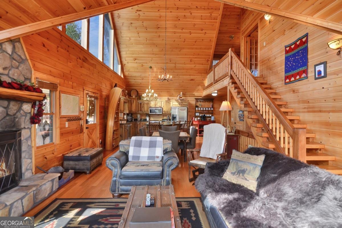 305 Skybound Rd Blue Ridge - 19