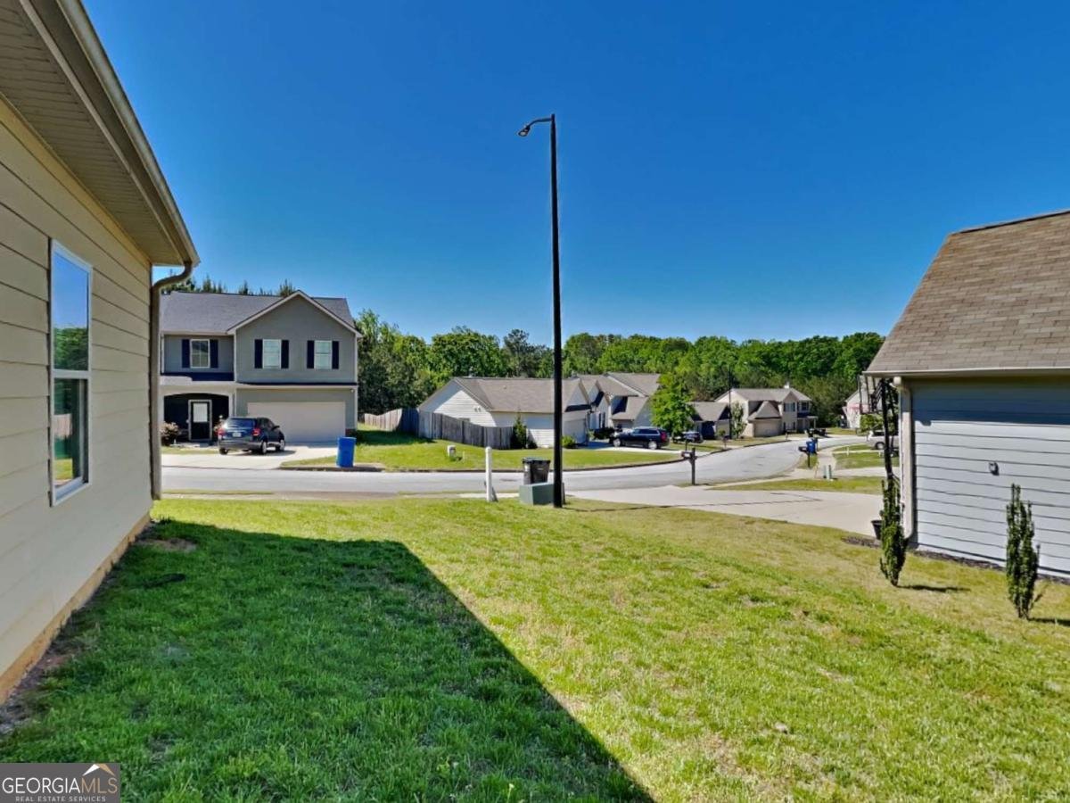 9 Holsteiner Lane Dallas - 17