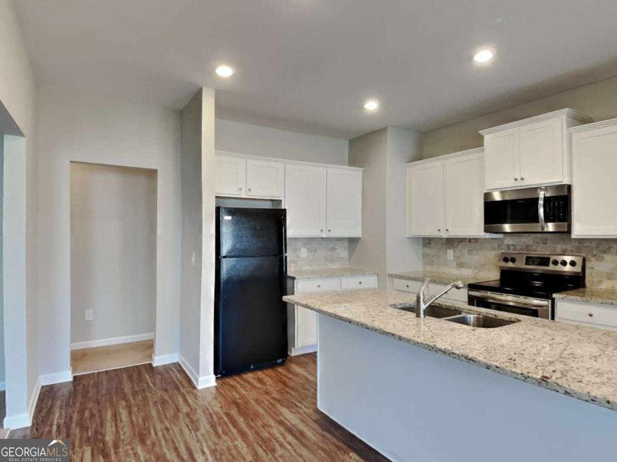 9 Holsteiner Lane Dallas - 2