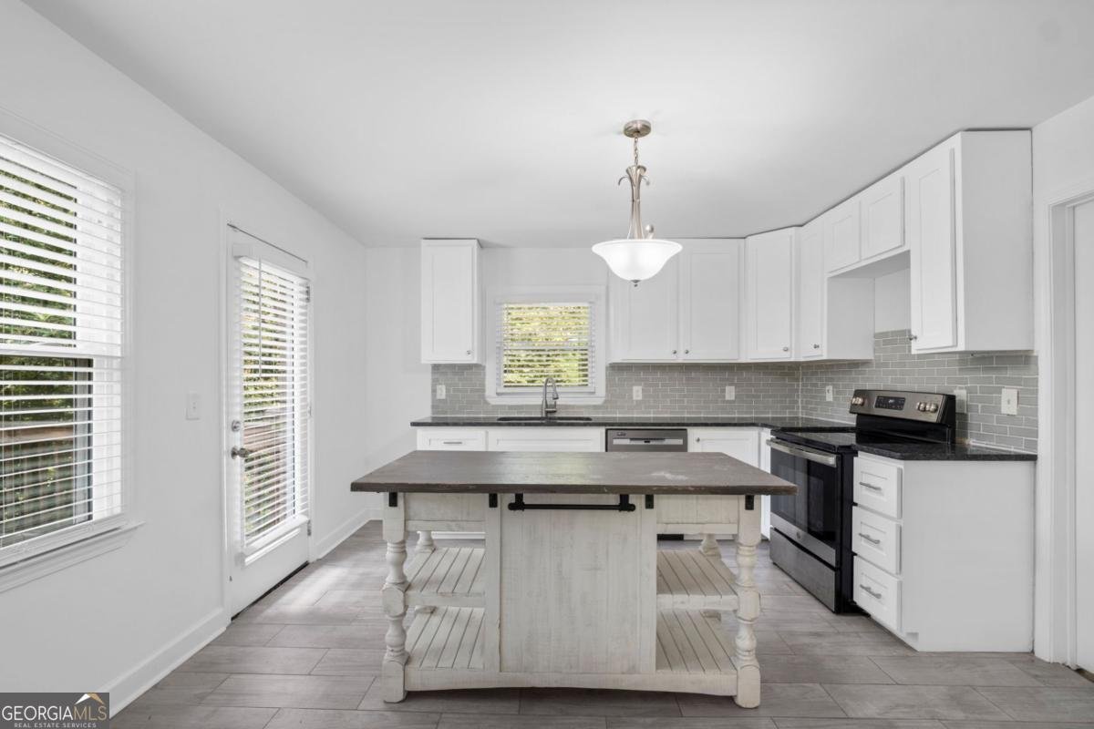 479 Larchmont Circle Atlanta - 6