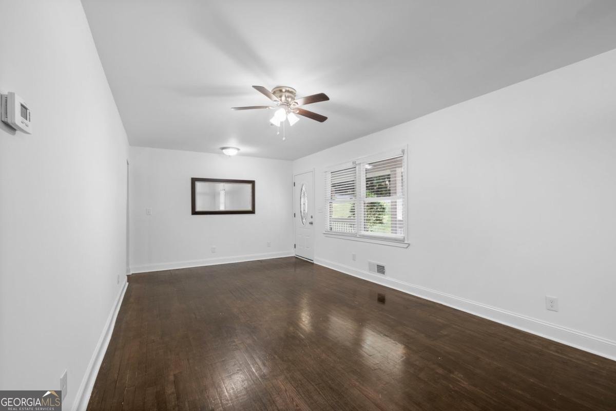 479 Larchmont Circle Atlanta - 9