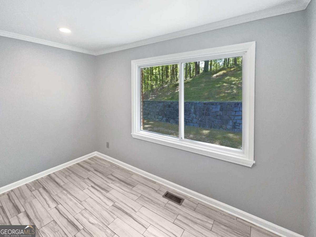 6095 Blackberry Lane Buford - 12