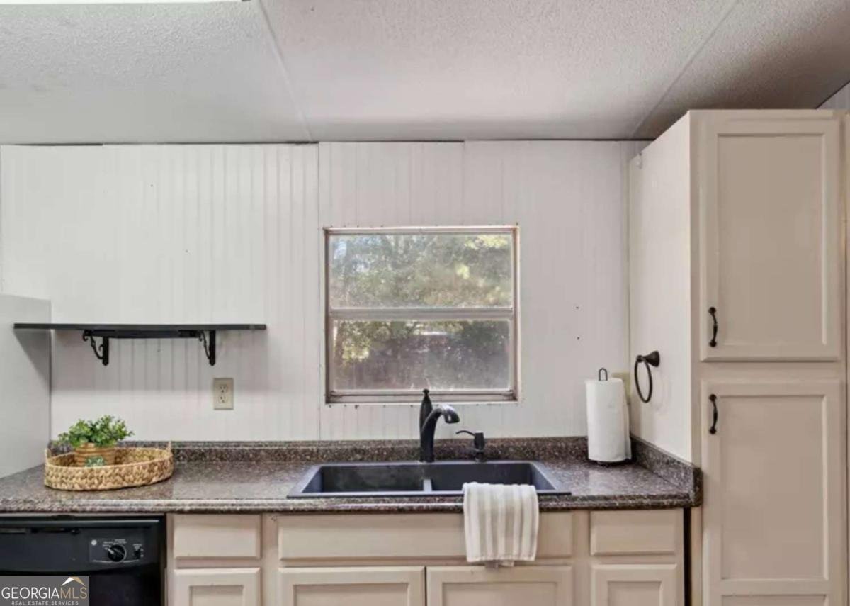 99 Conifer Drive Guyton - 10