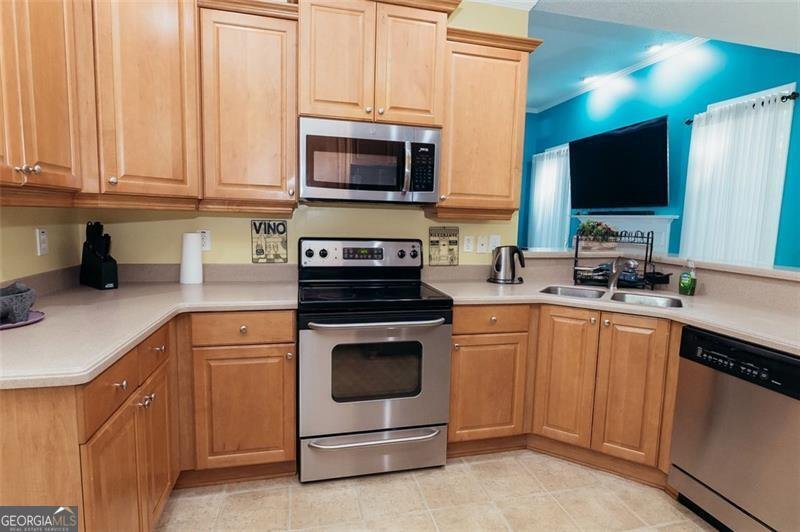 175 KEATON Drive Fayetteville - 7