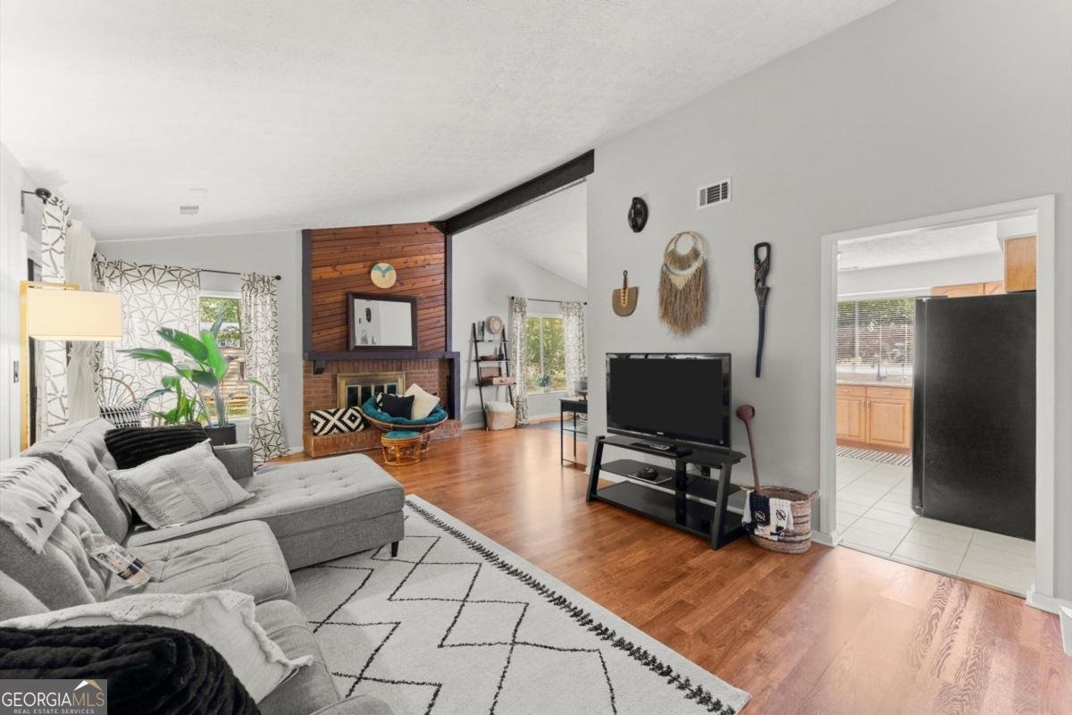 1467 Diplomat Drive Riverdale - 6