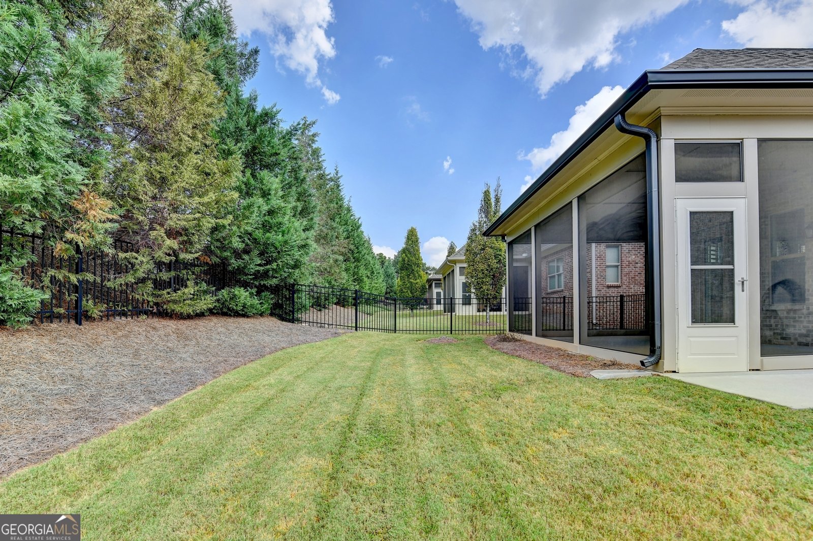 352 Rosshandler Road Suwanee - 48