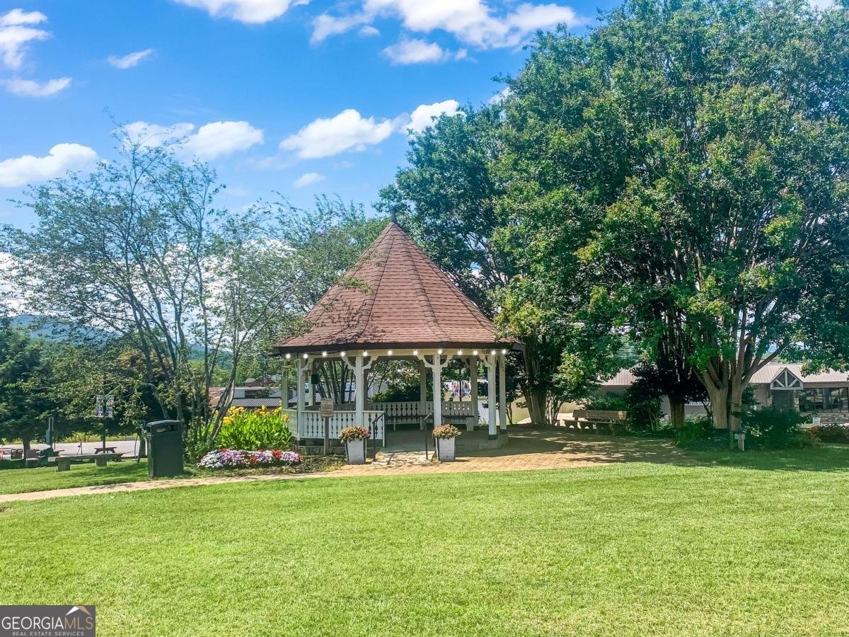1056 Sky Hawk Mountain Road Hiawassee - 48