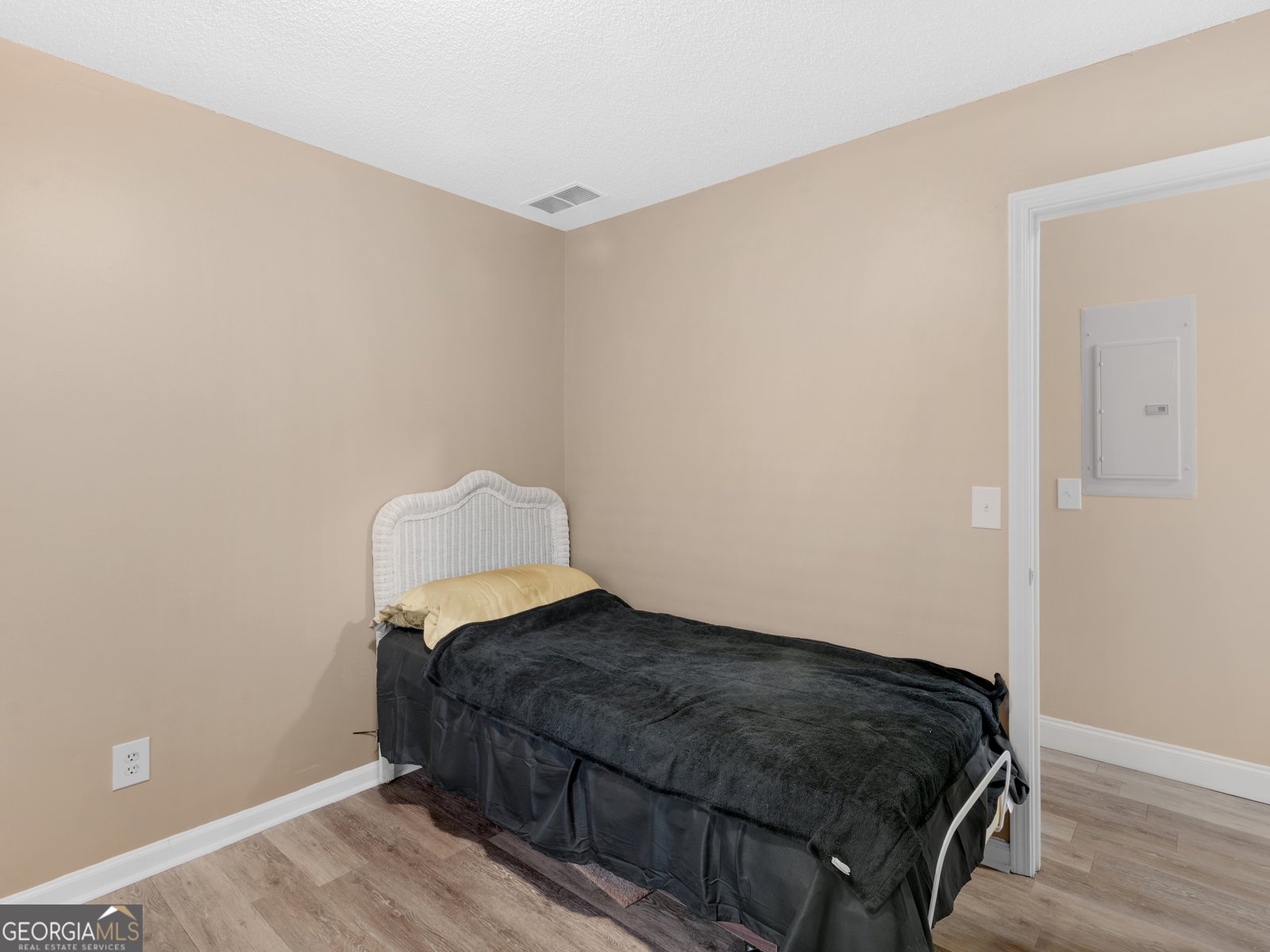 203 Pine Street Zebulon - 16