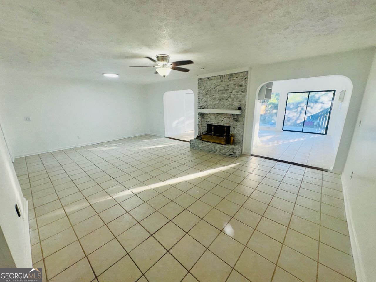 1520 STONELEIGH Stone Mountain - 15