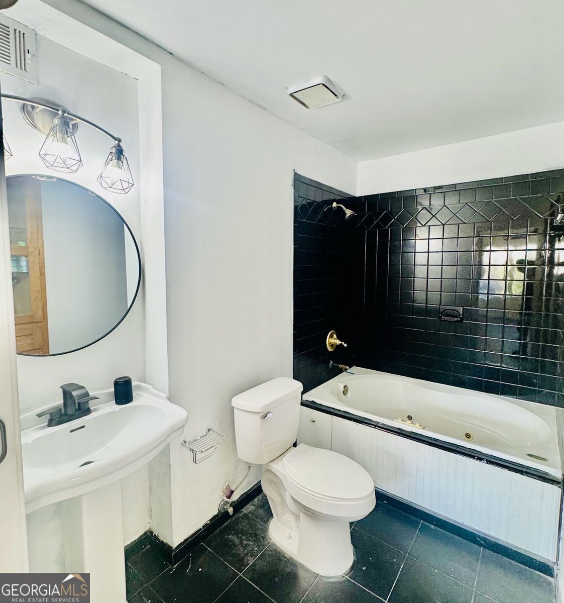 1520 STONELEIGH Stone Mountain - 16