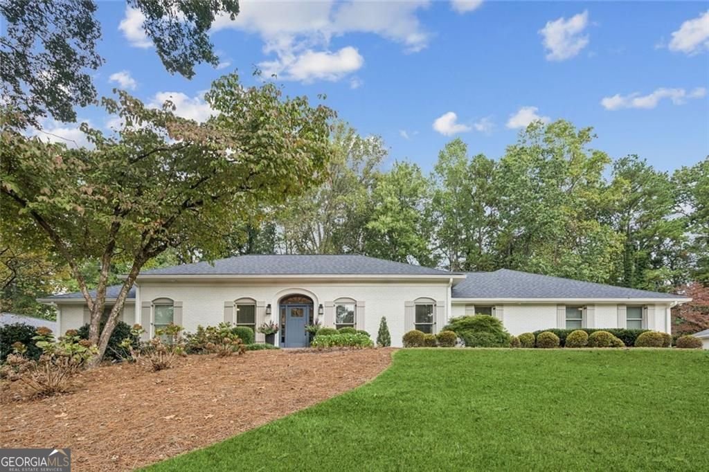 5662 Queensborough Drive Atlanta - 1
