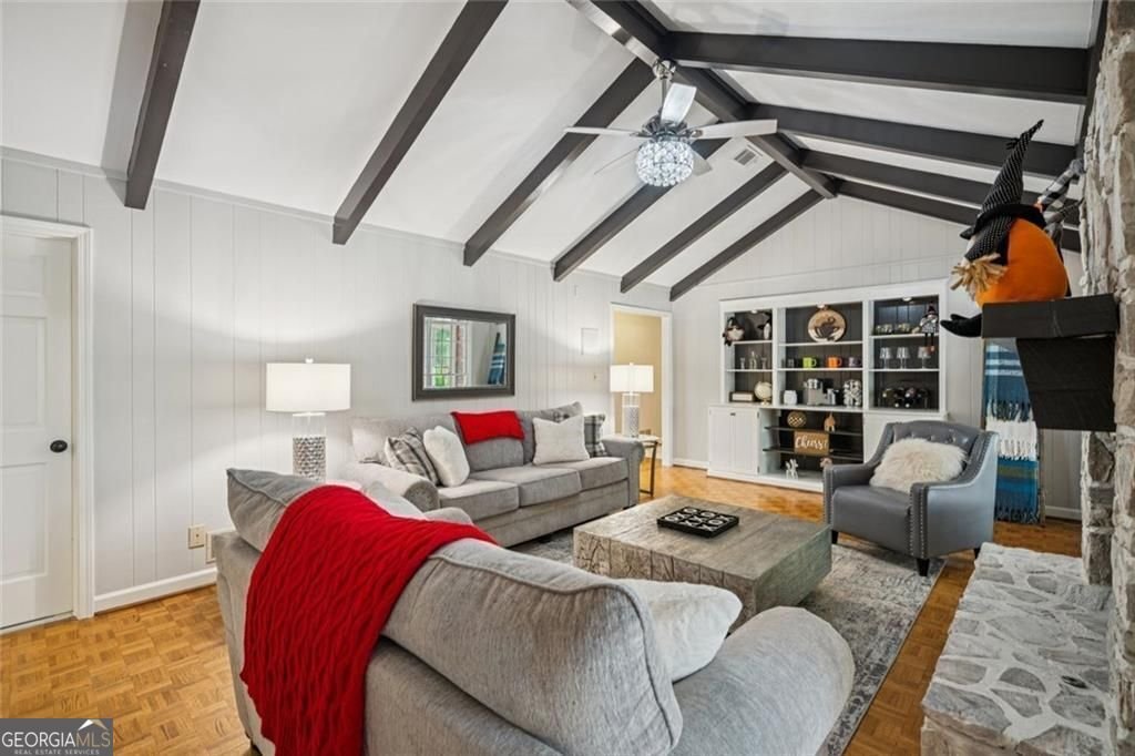 5662 Queensborough Drive Atlanta - 25