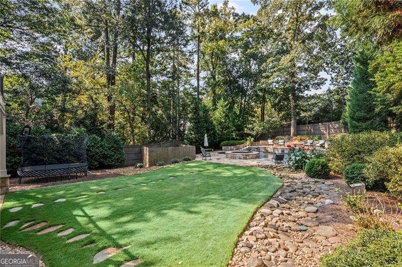 4724 Dudley Lane Atlanta - 22