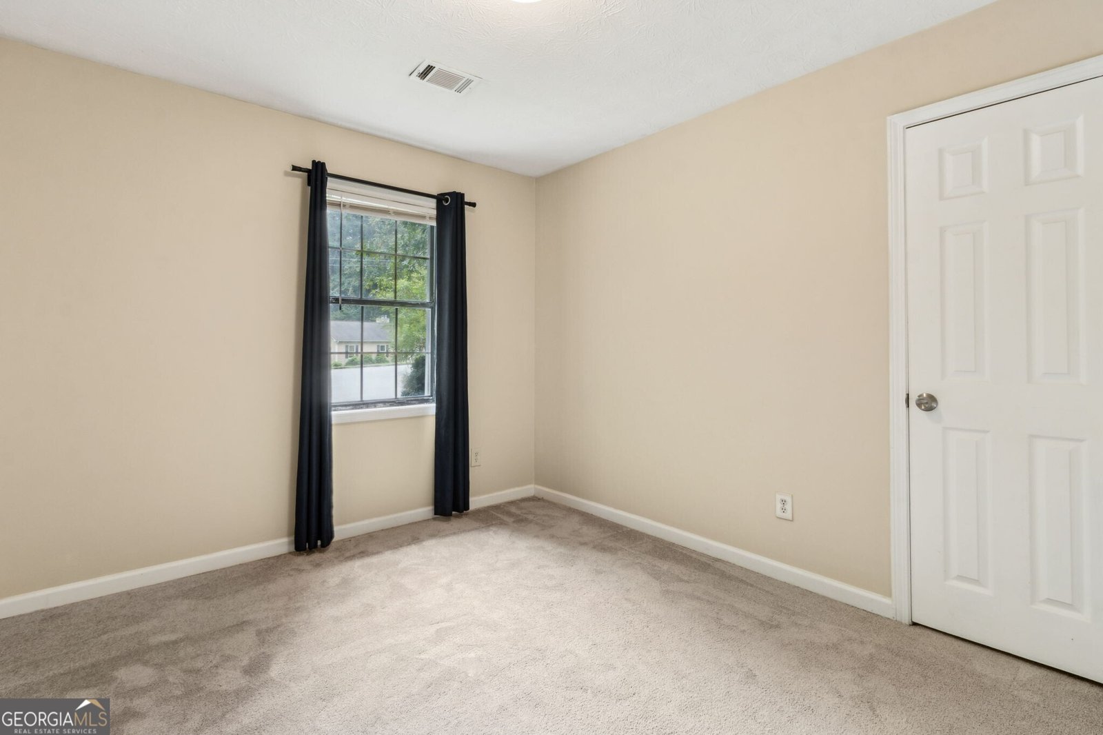 2831 Pine Log Way Buford - 2