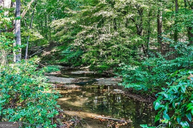 888 Castle Walk Cove Lilburn - 33