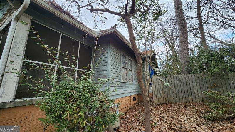 1687 NEELY Avenue Atlanta - 19
