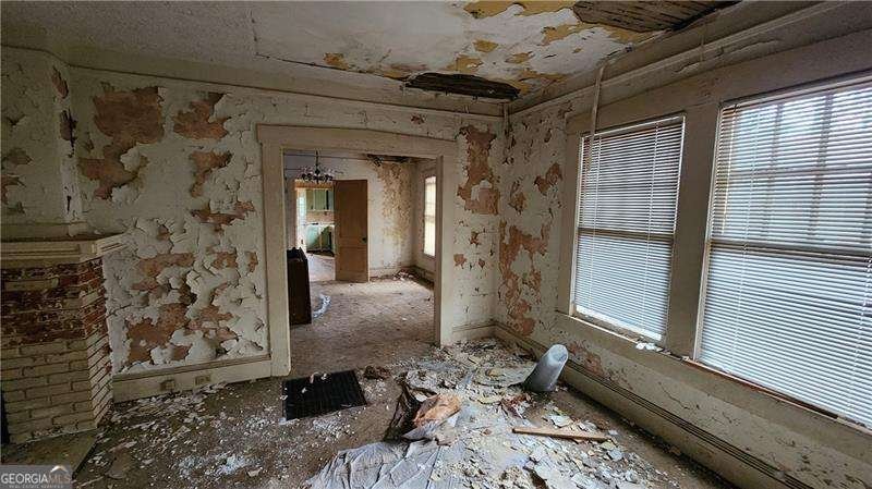 1687 NEELY Avenue Atlanta - 29