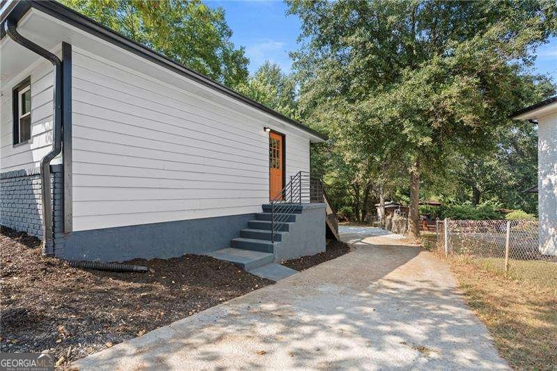 33 Smyrna Powder Springs Road Marietta - 3