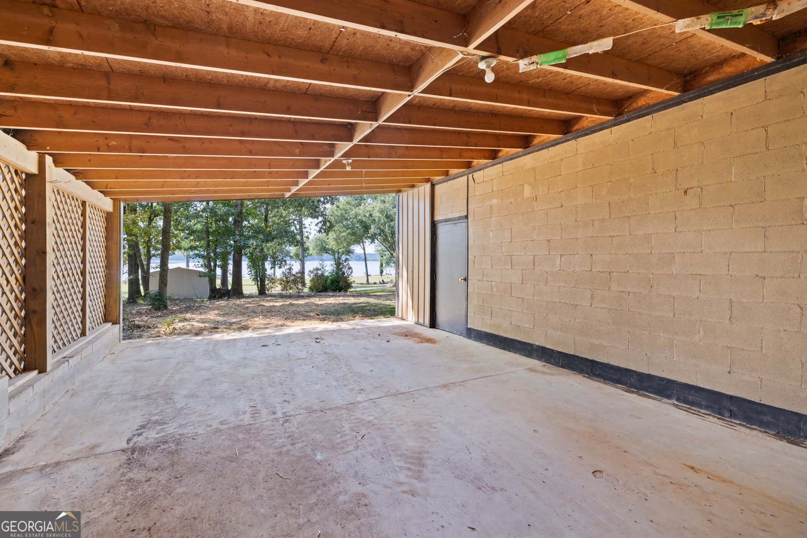 1631 ARROWHEAD Road Greensboro - 24