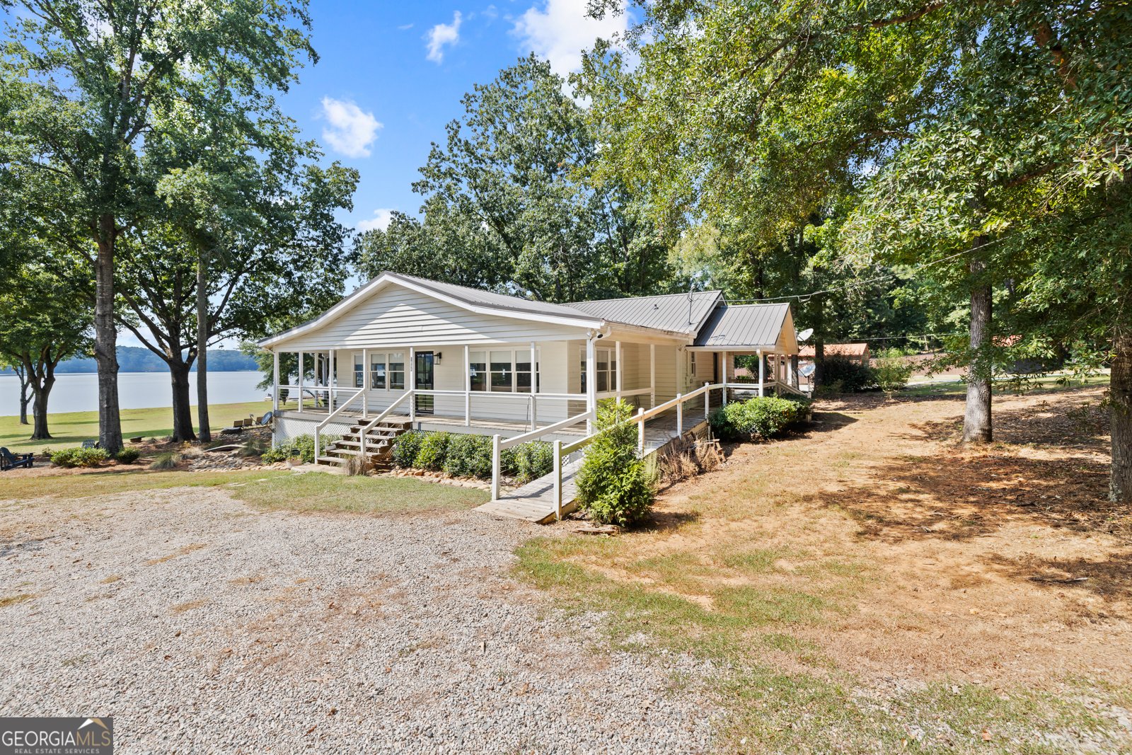 1631 ARROWHEAD Road Greensboro - 27