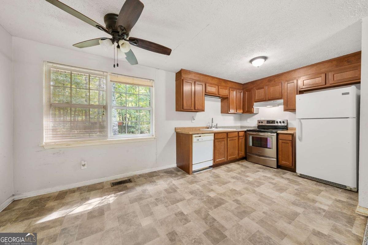 4975 Springbrook Drive Douglasville - 6