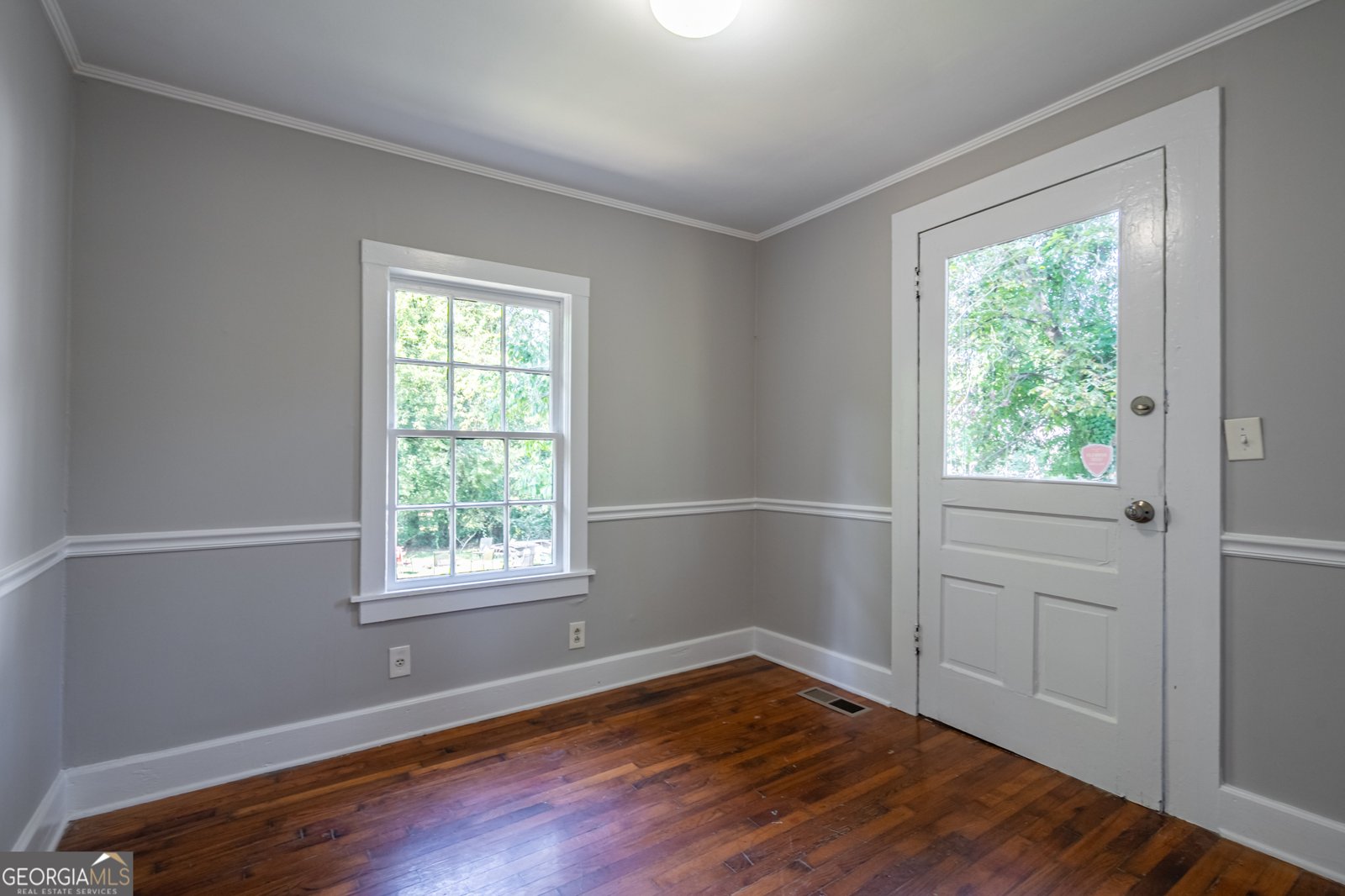 7 Raymond Avenue Rome - 18