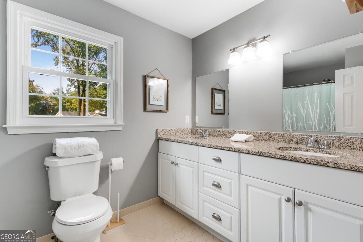 1655 Redbourne Drive Sandy Springs - 27