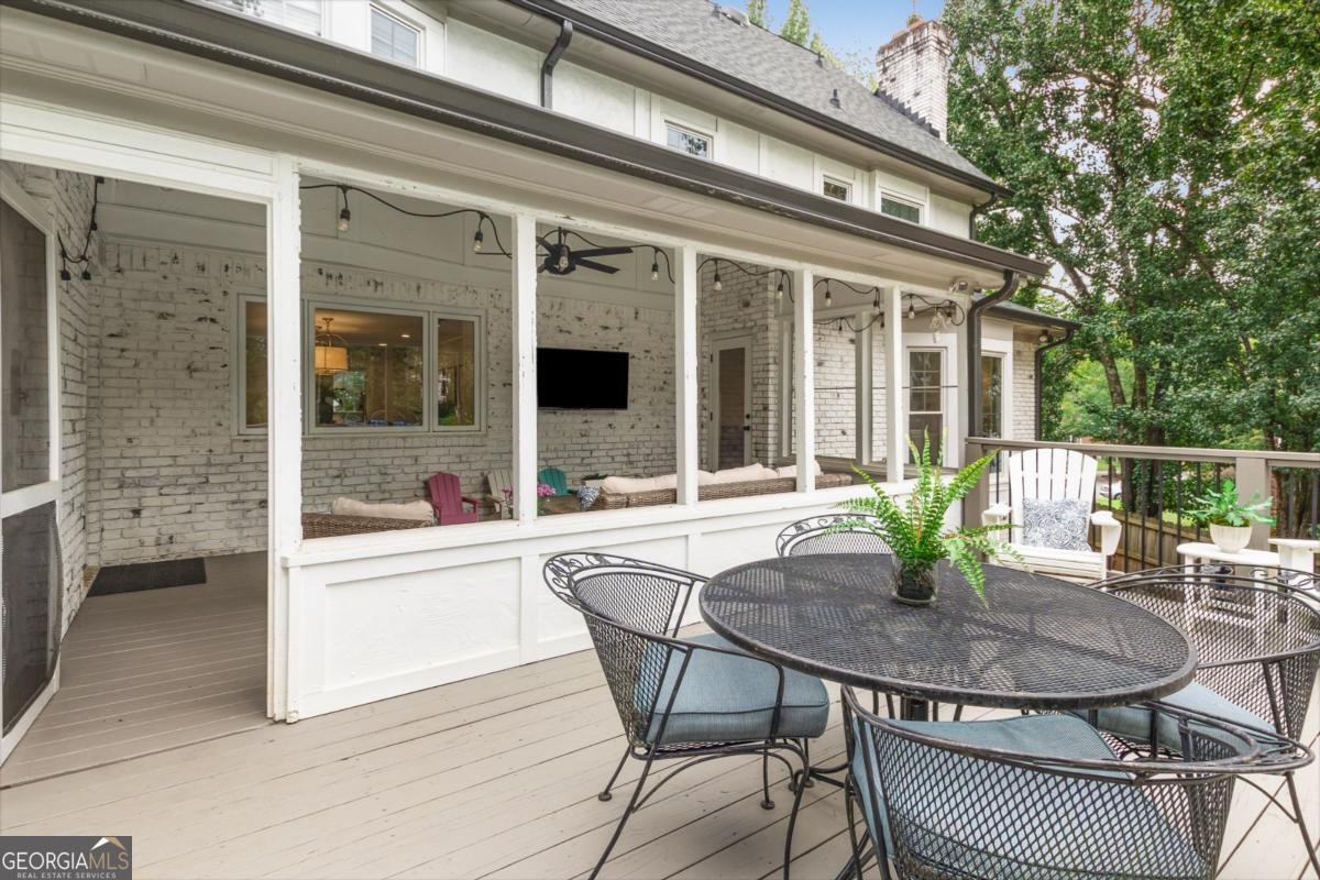 1655 Redbourne Drive Sandy Springs - 39