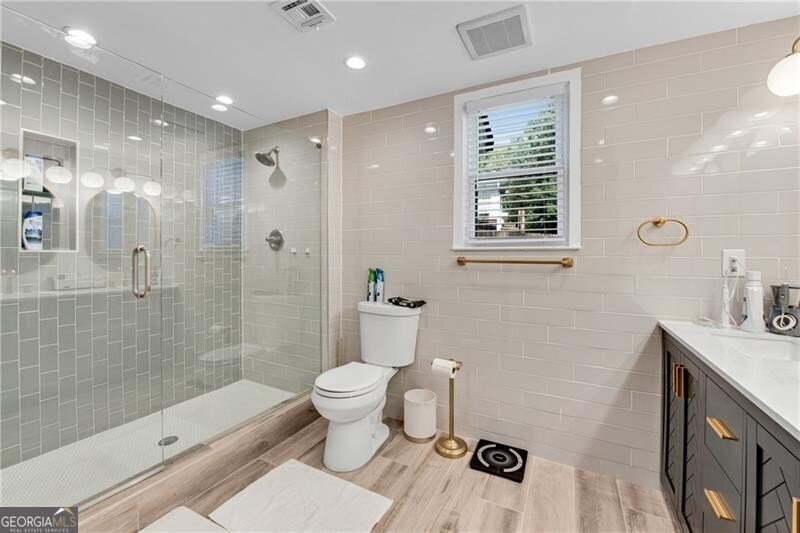 2735 Skyland Drive Atlanta - 2