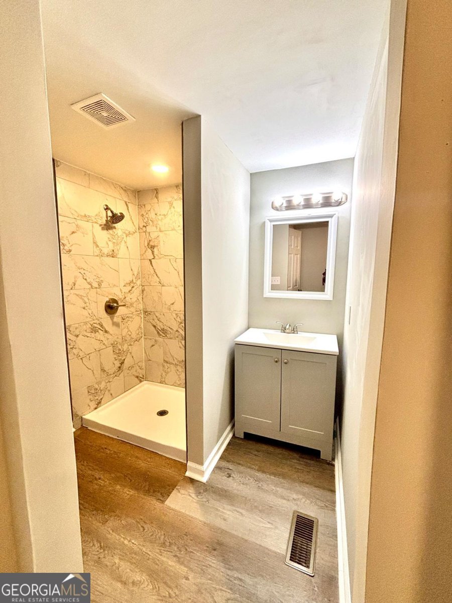 2571 ELLIOTT Street Atlanta - 6