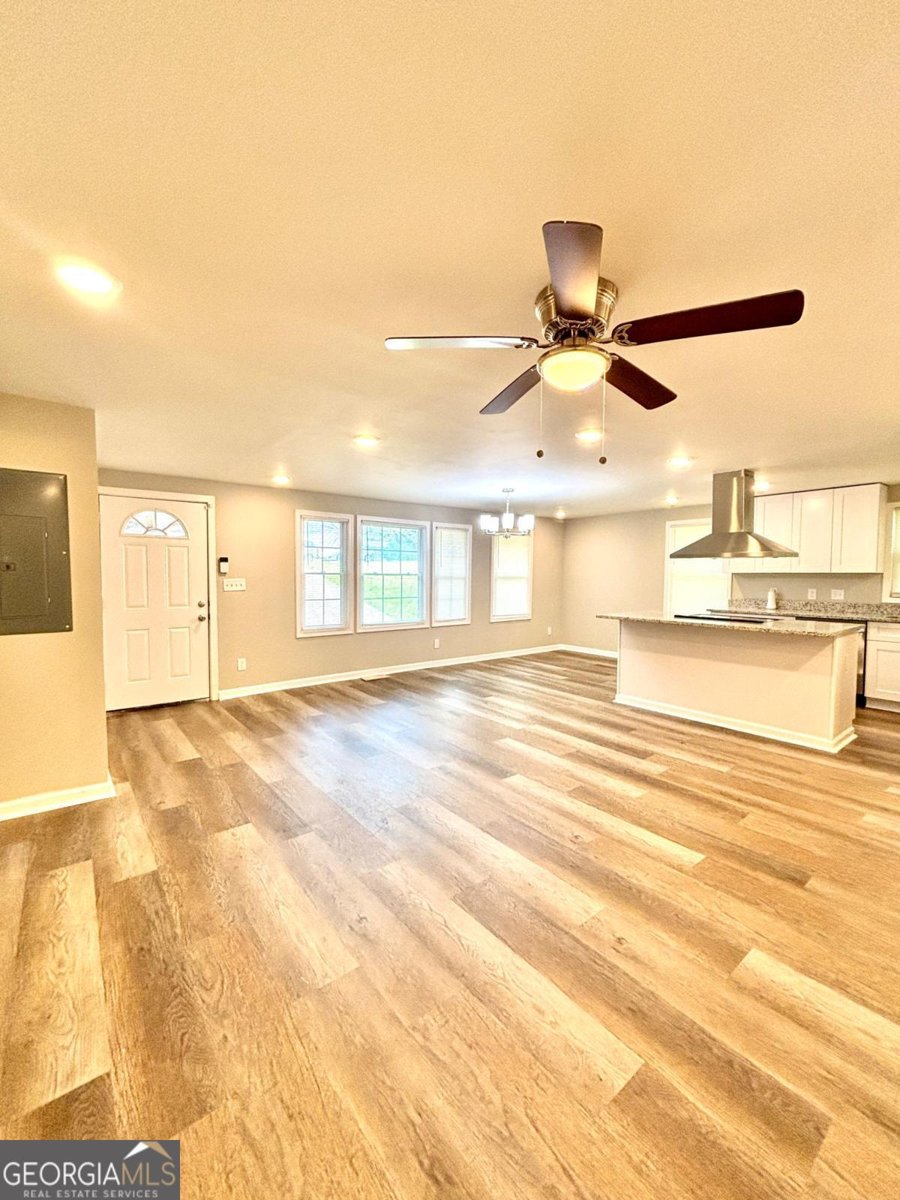 2571 ELLIOTT Street Atlanta - 60