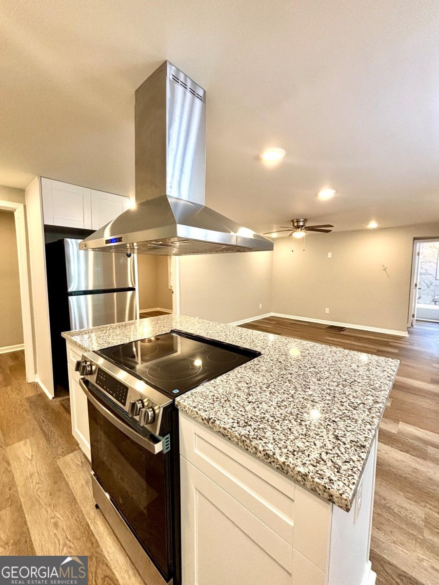 2571 ELLIOTT Street Atlanta - 76