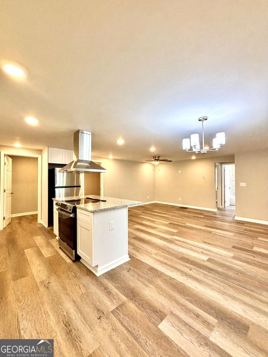 2571 ELLIOTT Street Atlanta - 85