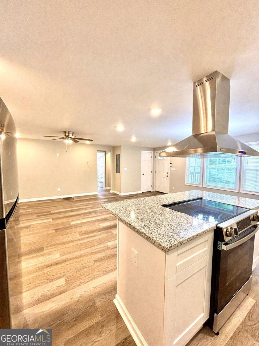 2571 ELLIOTT Street Atlanta - 94