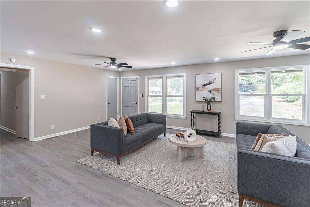 1523 Delia Drive Decatur - 6