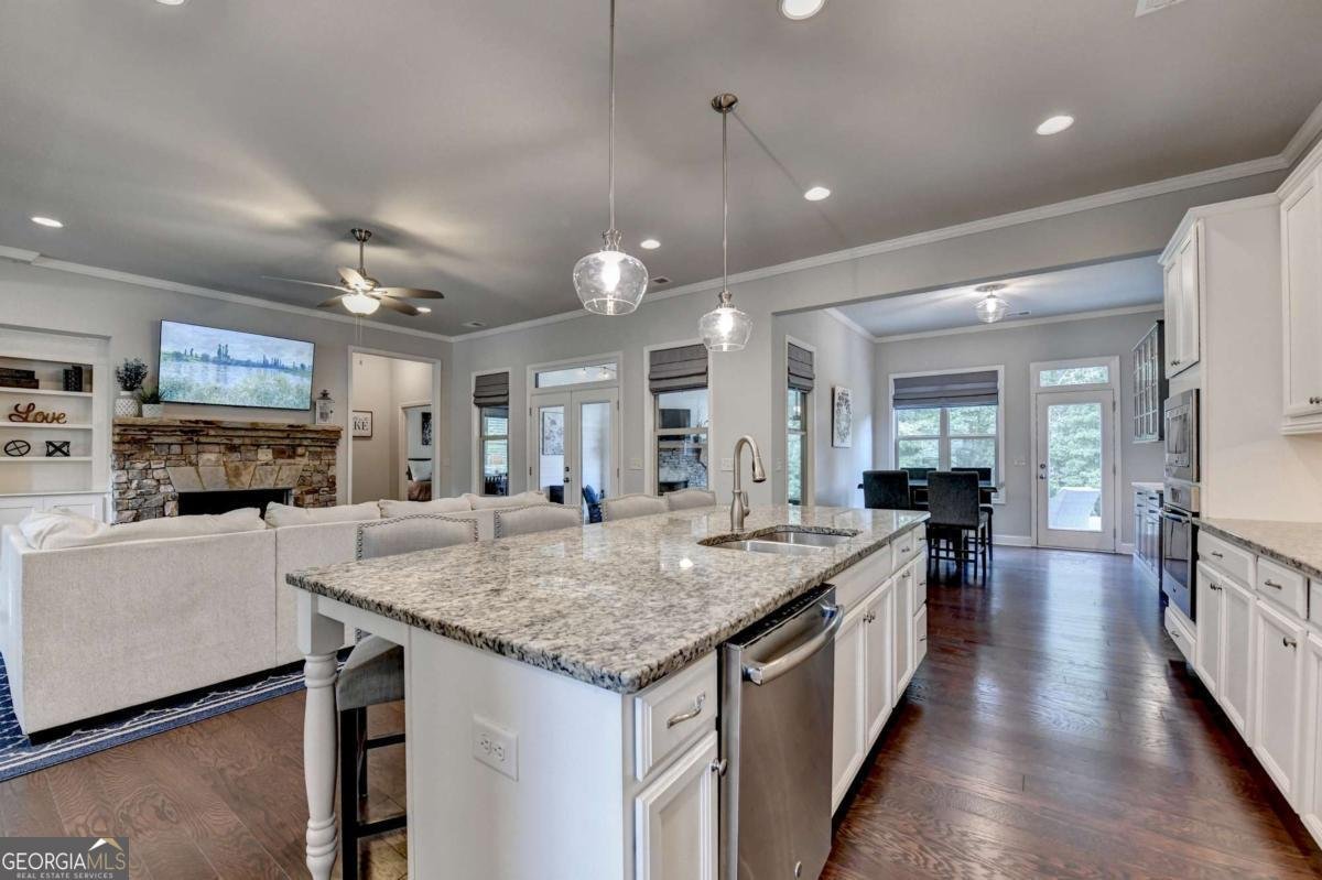 8775 Port View Drive Gainesville - 10