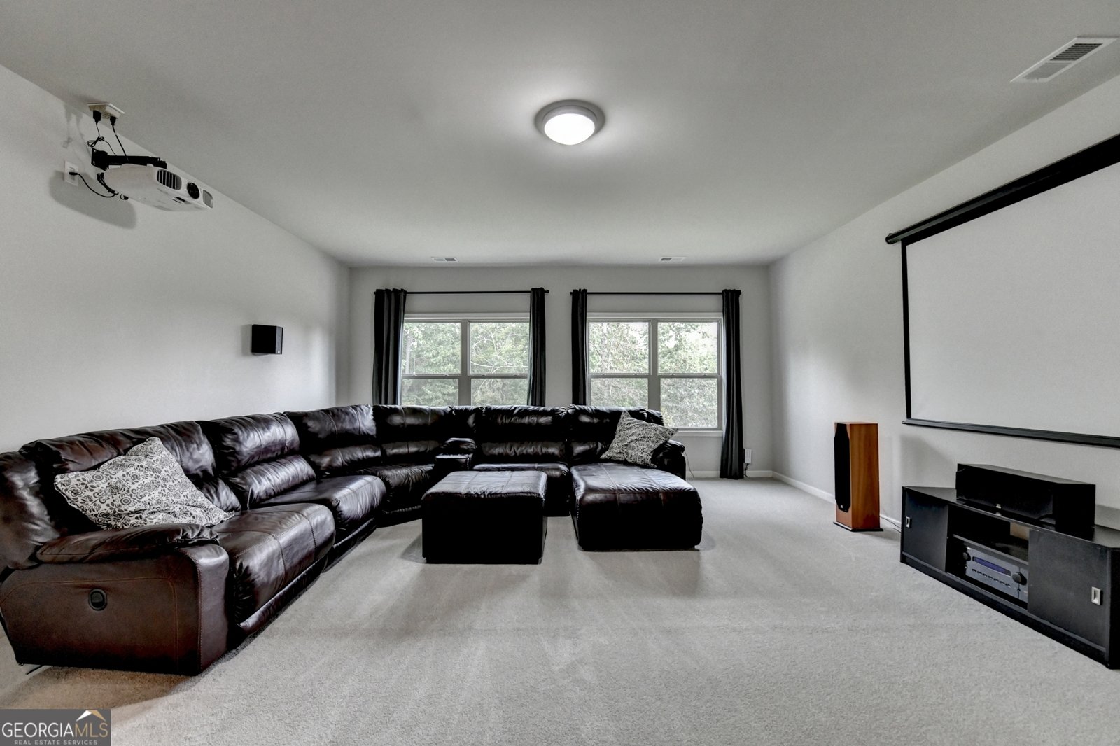 8775 Port View Drive Gainesville - 30