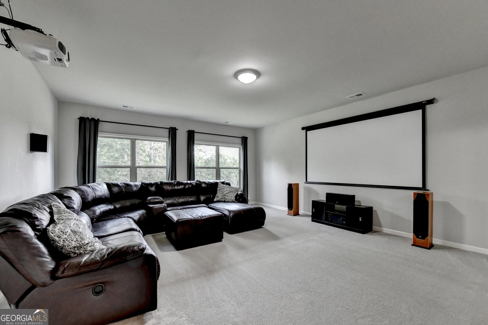 8775 Port View Drive Gainesville - 31