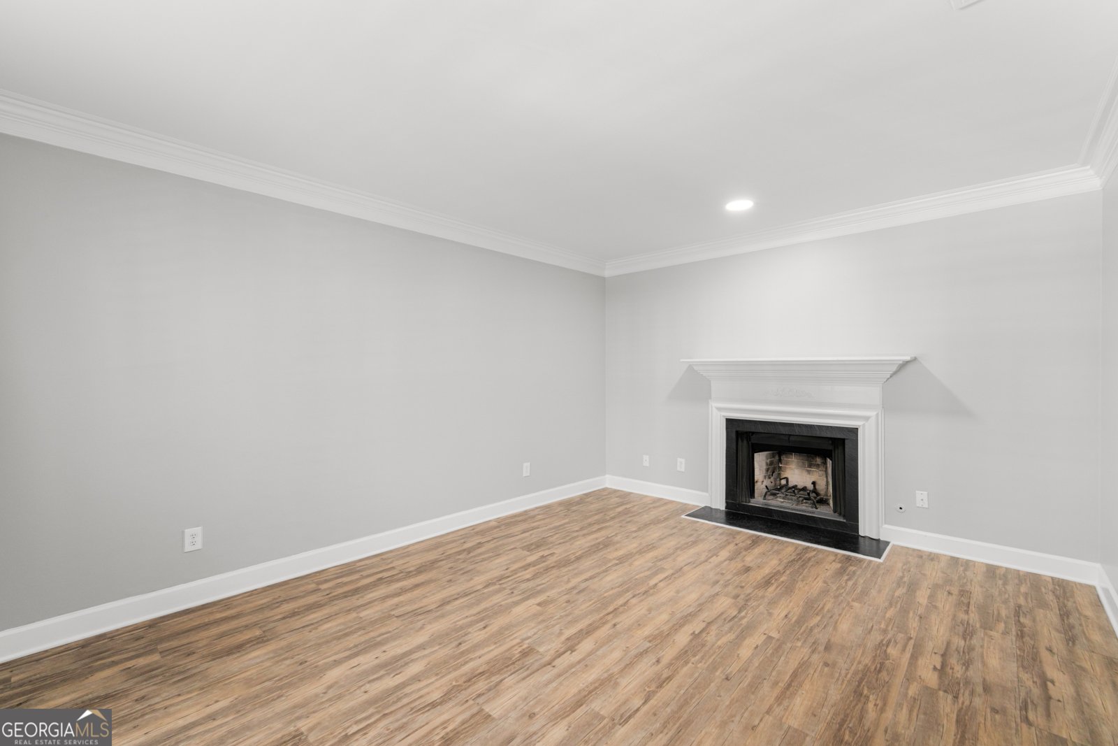 109 Mount Vernon Circle Sandy Springs - 4